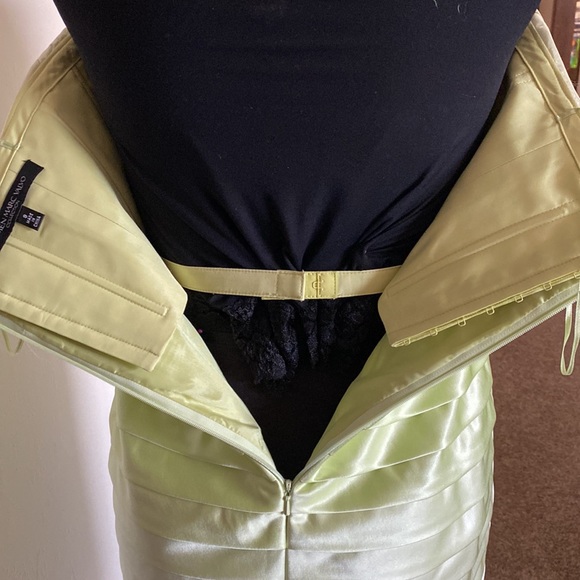 Carmen Marc Valvo NWT celery green bandage dress - Picture 9 of 10